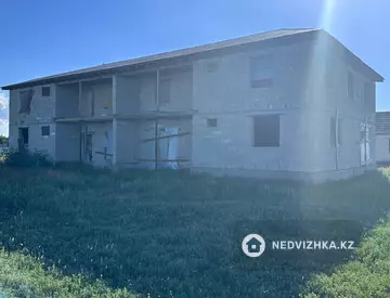 6-комнатный дом, 15 соток, 200 м²