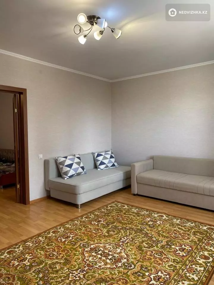 2-бөлмелі пәтер, қабат 4 барлық қабат саны 12, 68 м², 2-фотосурет