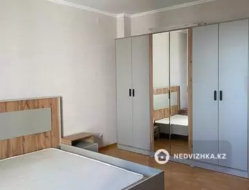 2-комнатная квартира, этаж 4 из 12, 68 м², миниатюра 5