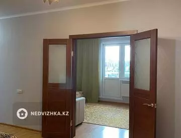 2-комнатная квартира, этаж 4 из 12, 68 м², миниатюра 12