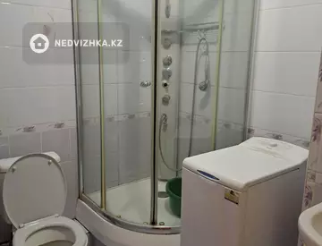 2-комнатная квартира, этаж 3 из 4, 43 м², На длительный срок