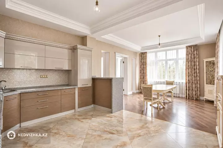 8-бөлмелі үй, 15 соттық, 604 м², 4-фотосурет