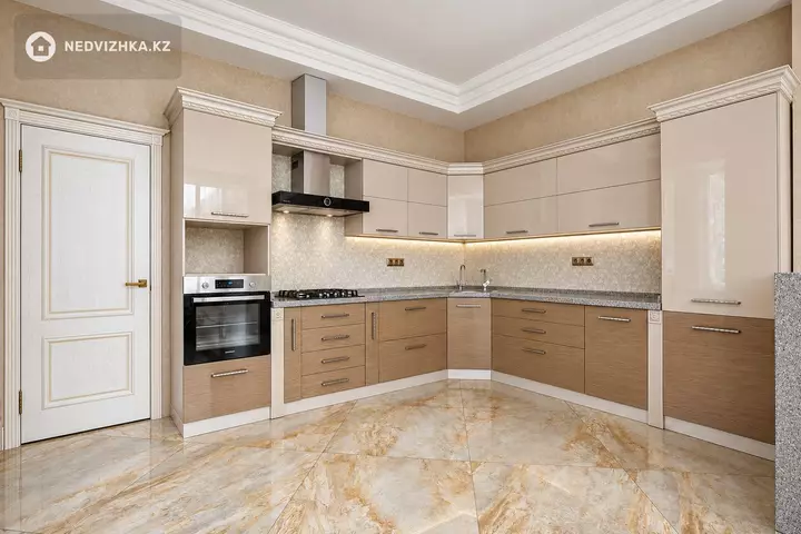 8-бөлмелі үй, 15 соттық, 604 м², 3-фотосурет