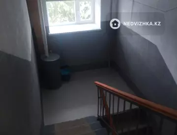 3-комнатная квартира, этаж 5 из 5, 4 м²