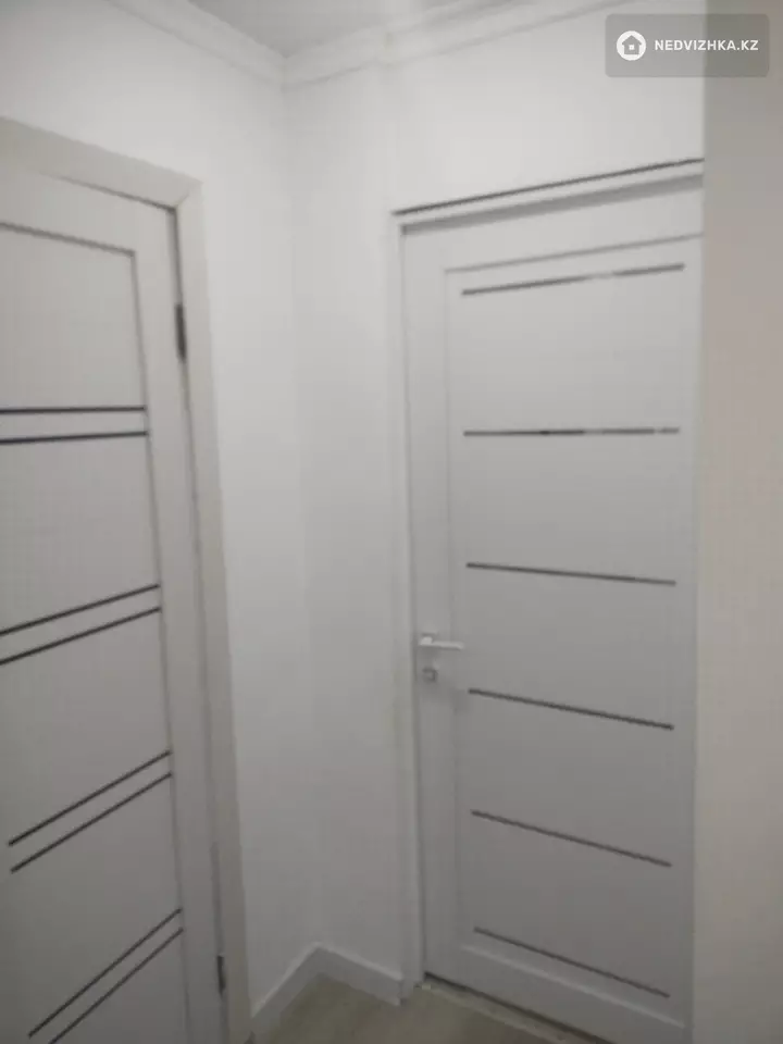 3-комнатная квартира, этаж 5 из 5, 4 м², фотография 2