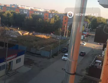 3-комнатная квартира, этаж 5 из 5, 4 м²