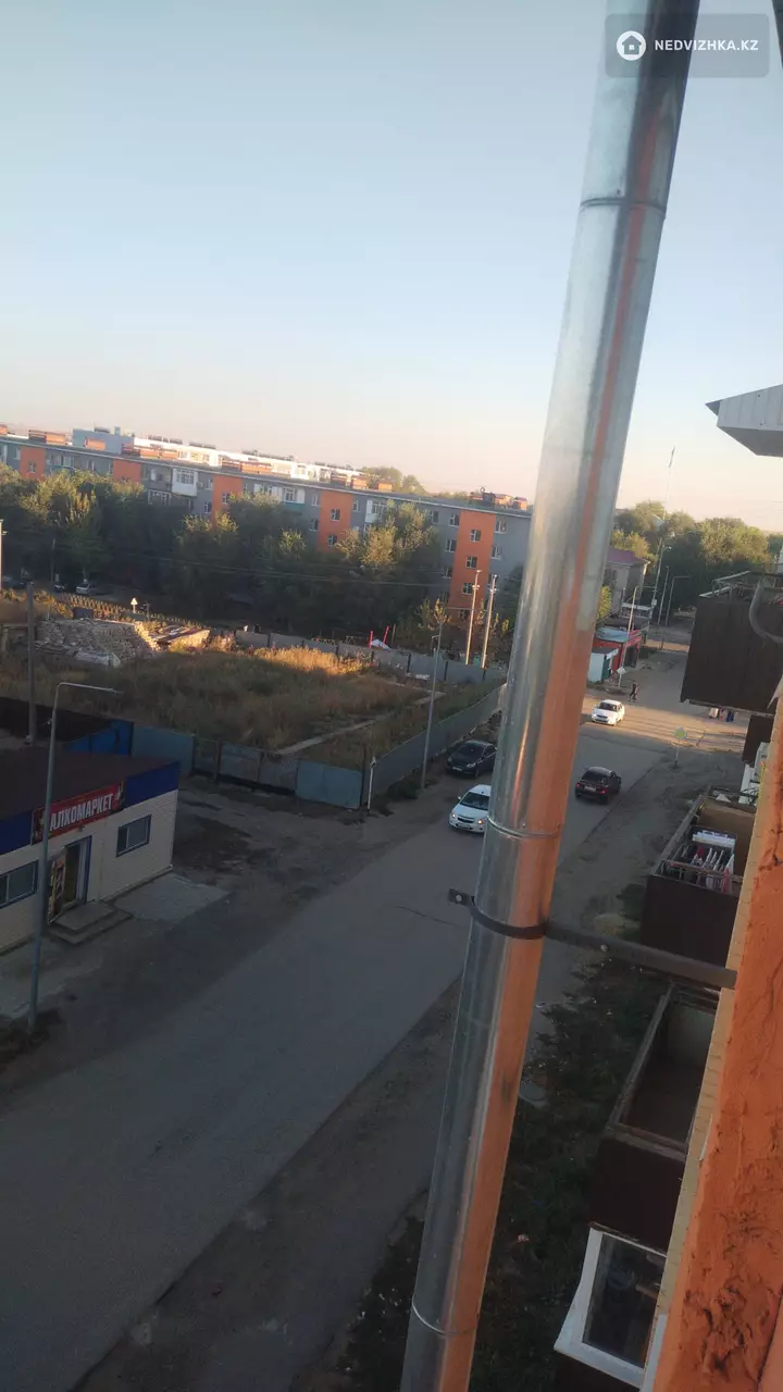 3-комнатная квартира, этаж 5 из 5, 4 м², фотография 3