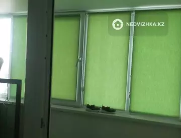 3-комнатная квартира, этаж 5 из 5, 4 м²