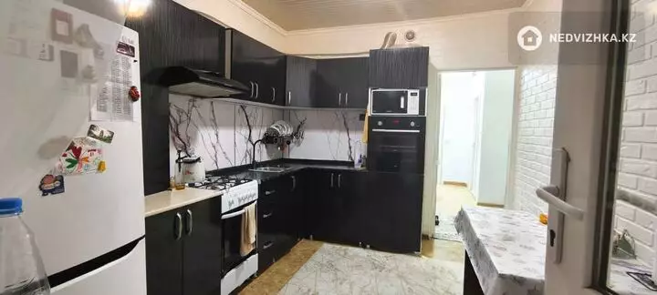 3-комнатная квартира, этаж 8 из 9, 78 м²