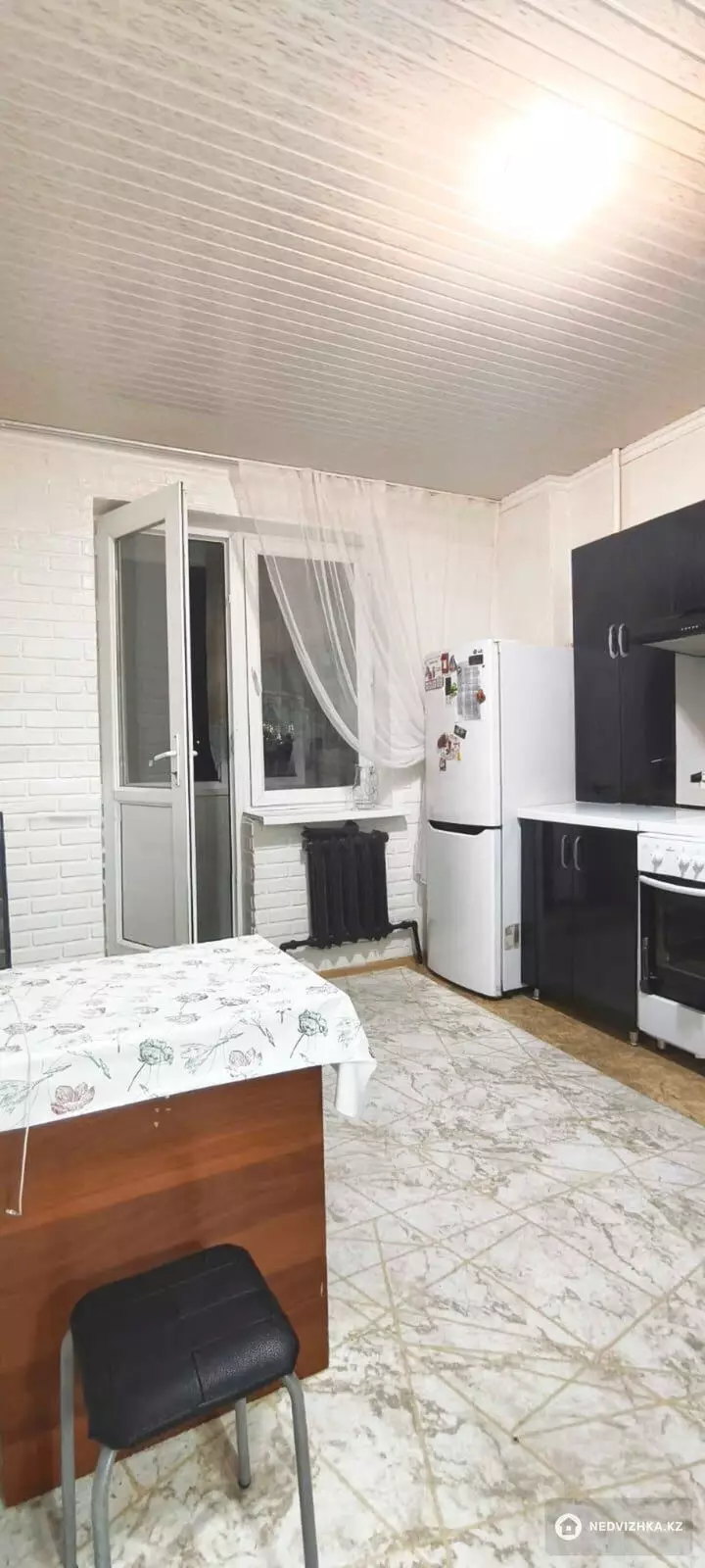 3-комнатная квартира, этаж 8 из 9, 78 м², фотография 2