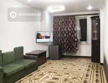 3-комнатная квартира, этаж 8 из 9, 78 м², миниатюра 3