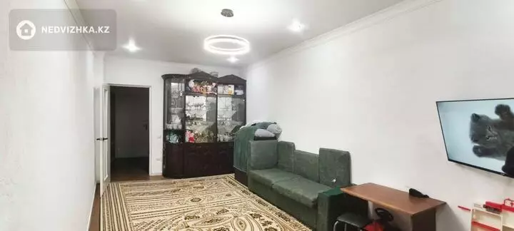 3-комнатная квартира, этаж 8 из 9, 78 м², фотография 4