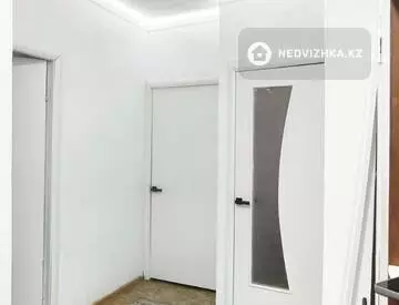 3-комнатная квартира, этаж 8 из 9, 78 м², миниатюра 11