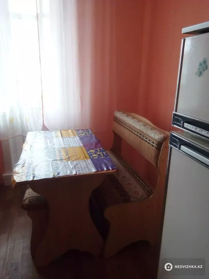 1-комнатная квартира, этаж 2 из 5, 35 м², фотография 4