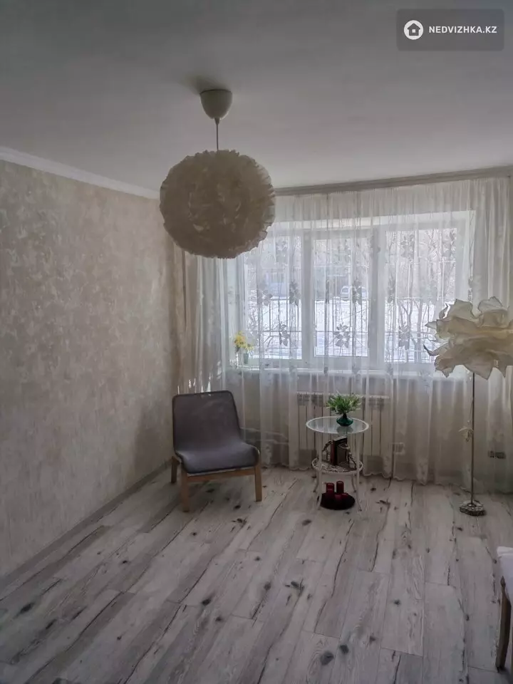 1-комнатная квартира, этаж 1 из 5, 32 м², фотография 2