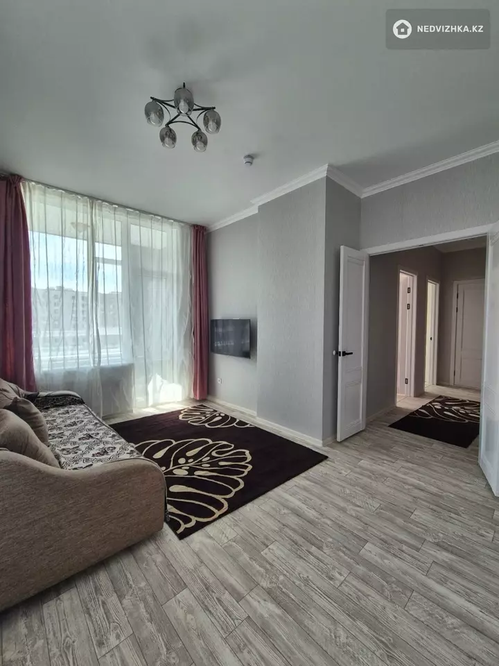 2-комнатная квартира, этаж 5 из 9, 58 м², На длительный срок