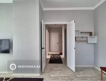 2-комнатная квартира, этаж 5 из 9, 58 м², На длительный срок, миниатюра 6