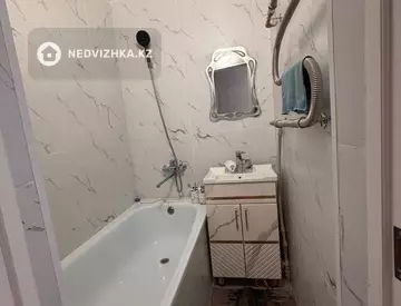 3-комнатная квартира, этаж 3 из 4, 66 м², миниатюра 6