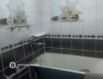 1-комнатная квартира, этаж 4 из 5, 32 м²