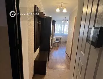 1-комнатная квартира, этаж 4 из 5, 19 м²