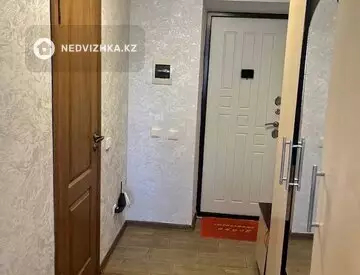 1-комнатная квартира, этаж 4 из 5, 19 м²