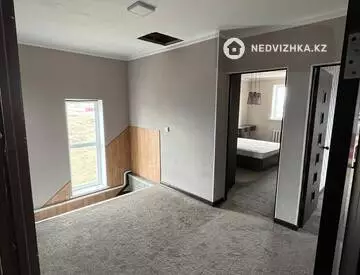 5-комнатный дом, 10 соток, 200 м²