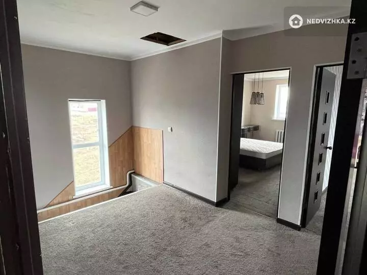 5-комнатный дом, 10 соток, 200 м², фотография 3