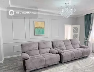 6-комнатный таунхаус, 2 соток, 210 м²