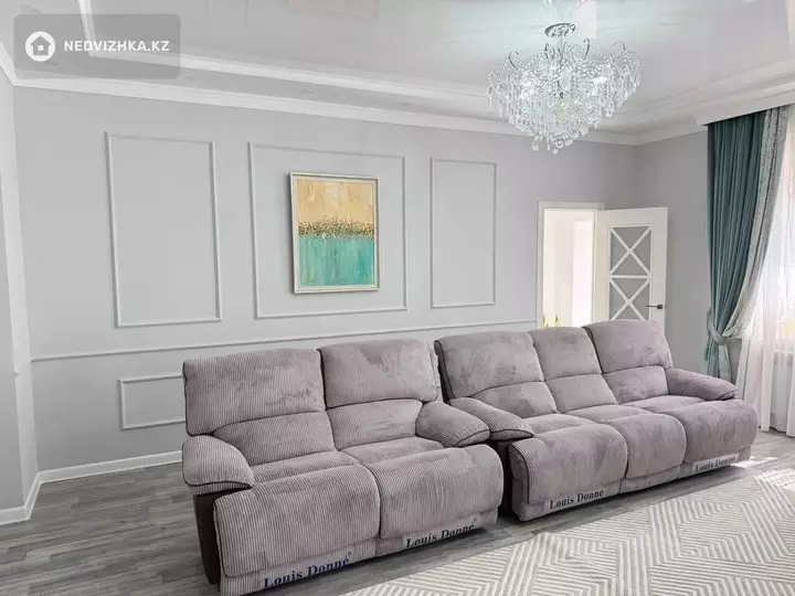 6-комнатный таунхаус, 2 соток, 210 м², фотография 2