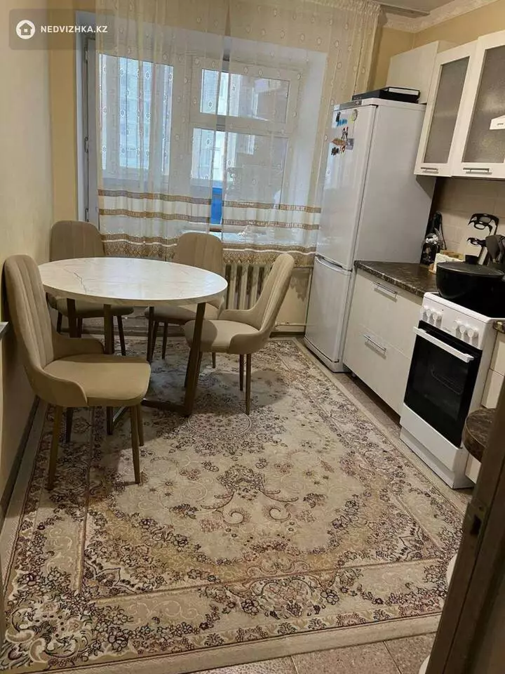 2-комнатная квартира, этаж 5 из 10, 52 м²