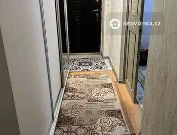 2-комнатная квартира, этаж 5 из 10, 52 м², миниатюра 4