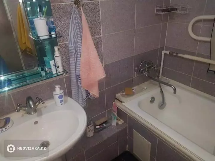 2-комнатная квартира, этаж 2 из 3, 46 м², фотография 4
