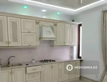 7-комнатный дом, 450 м², Посуточно