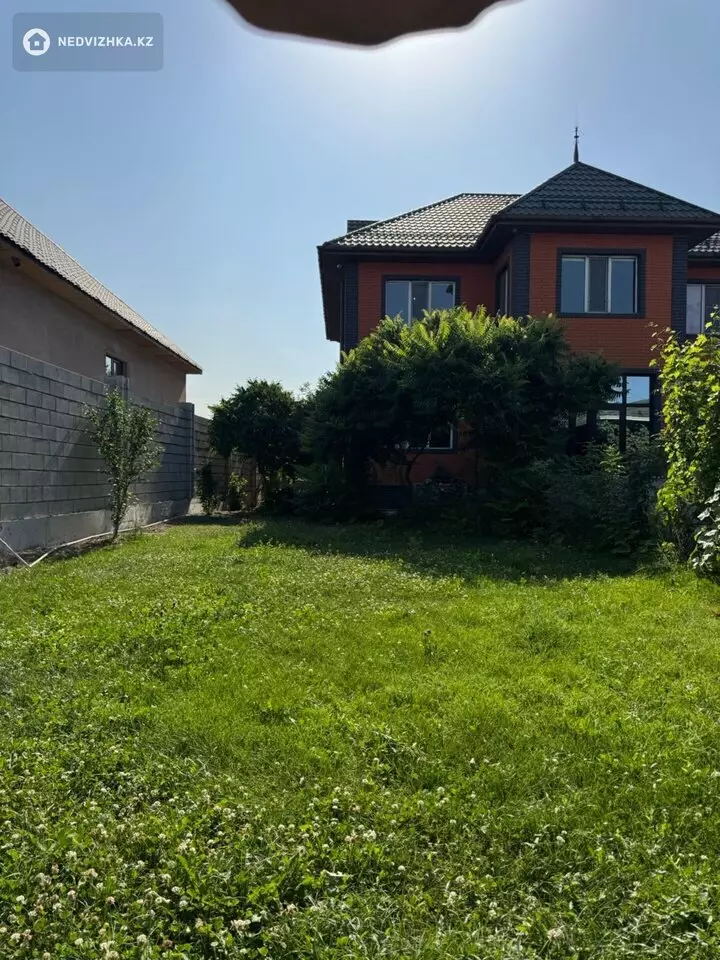 5-комнатный дом, 10 соток, 340 м², фотография 5