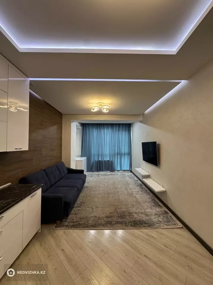 3-комнатная квартира, этаж 4 из 10, 83 м²