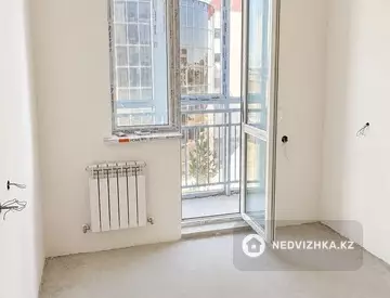 3-комнатная квартира, этаж 2 из 5, 74 м², миниатюра 6