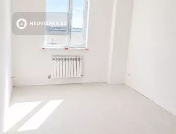 3-комнатная квартира, этаж 2 из 5, 74 м², миниатюра 11
