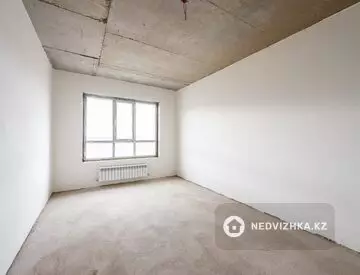 1-комнатная квартира, этаж 7 из 9, 43 м², миниатюра 1