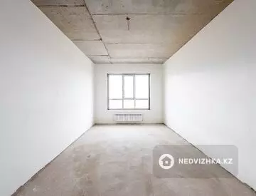 1-комнатная квартира, этаж 7 из 9, 43 м², миниатюра 3