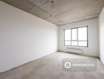 1-комнатная квартира, этаж 7 из 9, 43 м², миниатюра 2