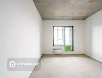 1-комнатная квартира, этаж 7 из 9, 43 м², миниатюра 9