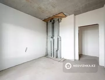 1-комнатная квартира, этаж 7 из 9, 43 м², миниатюра 10