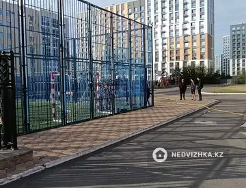 3-комнатная квартира, этаж 6 из 12, 72 м², миниатюра 1