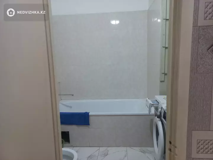 1-комнатная квартира, этаж 1 из 5, 38 м², На длительный срок