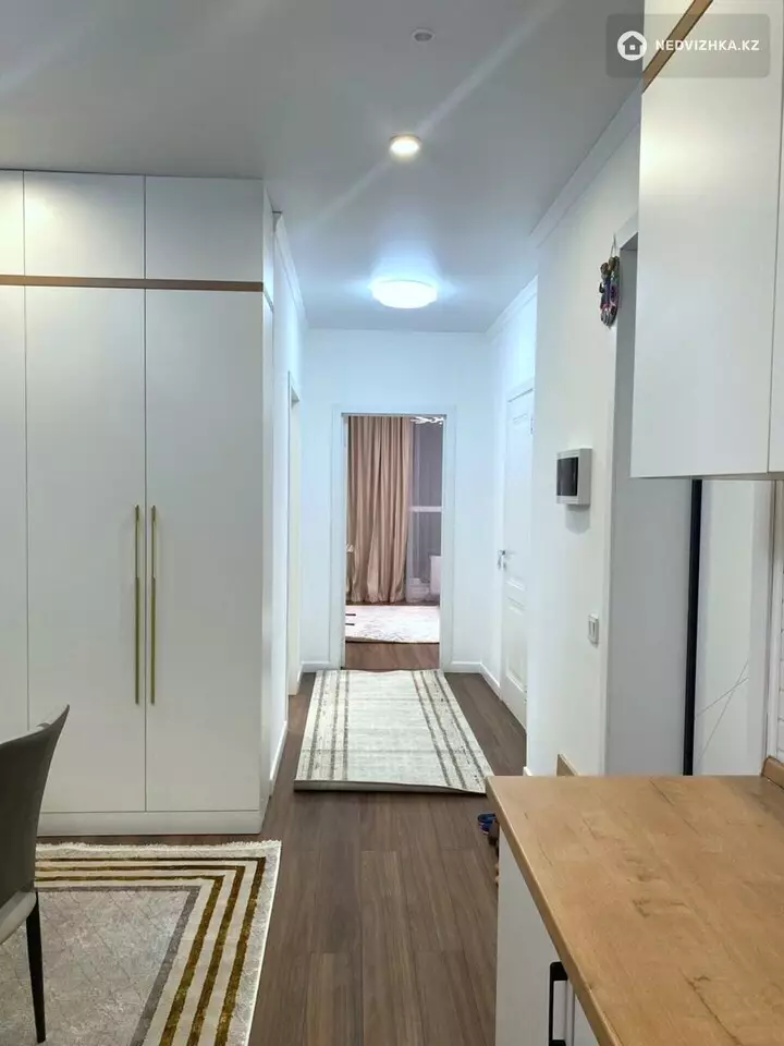 3-комнатная квартира, этаж 7 из 10, 63 м², фотография 3