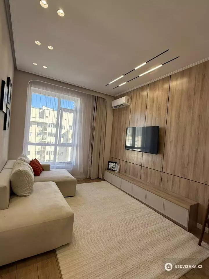 2-комнатная квартира, этаж 7 из 9, 38 м², фотография 3