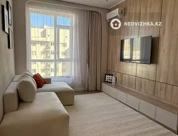 2-комнатная квартира, этаж 7 из 9, 38 м², миниатюра 1
