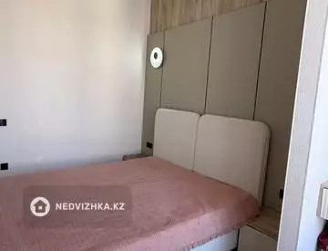 2-комнатная квартира, этаж 7 из 9, 38 м², миниатюра 10