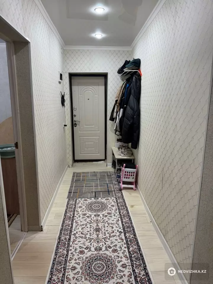 2-комнатная квартира, этаж 4 из 5, 50 м², фотография 2