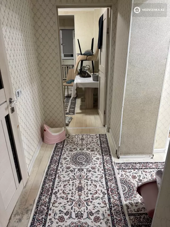 2-комнатная квартира, этаж 4 из 5, 50 м², фотография 3